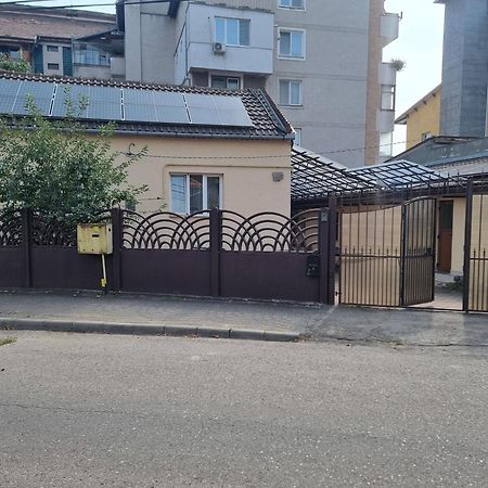 La Bebe 3 Lägenhet Hunedoara Exteriör bild