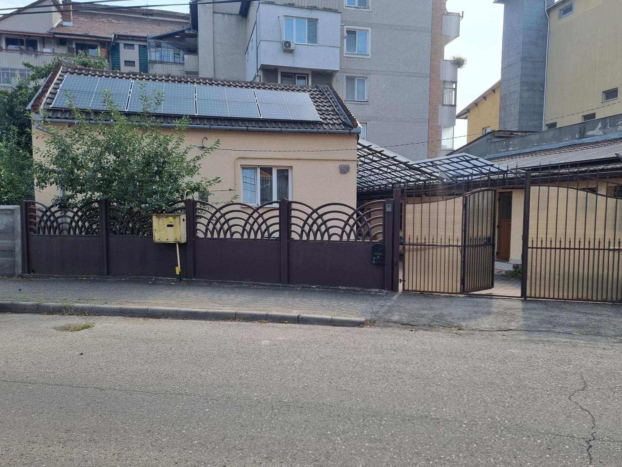 La Bebe 3 Lägenhet Hunedoara Exteriör bild